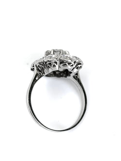 Bague modèle Pompadour diamants