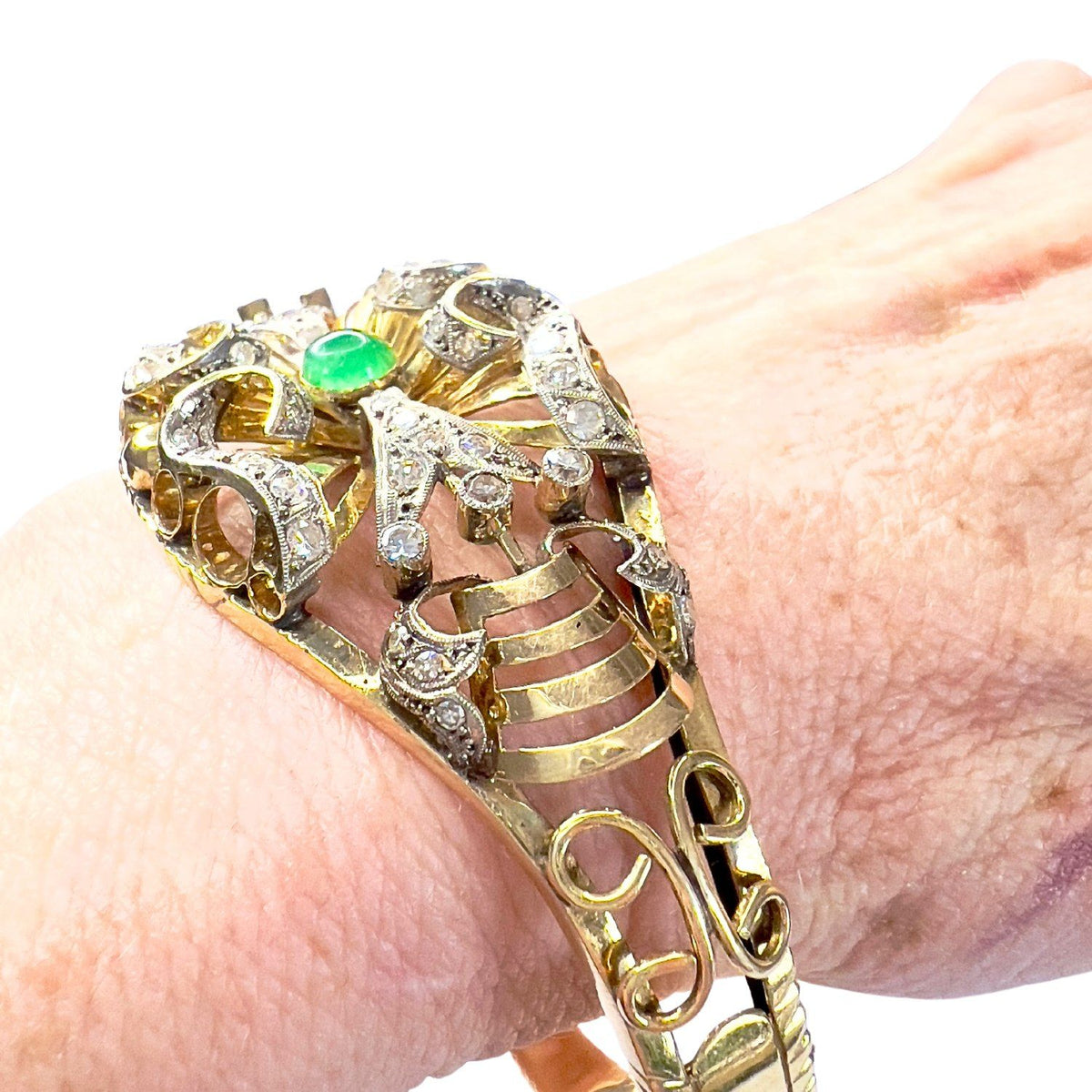 PULSERA ESTILO RETRO ÉPOCA 1945 de ORO 18 kts con DIAMANTES y ESMERALDA
