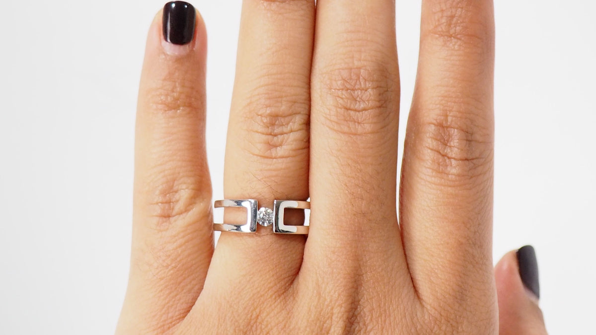 Bague en or blanc et diamant
