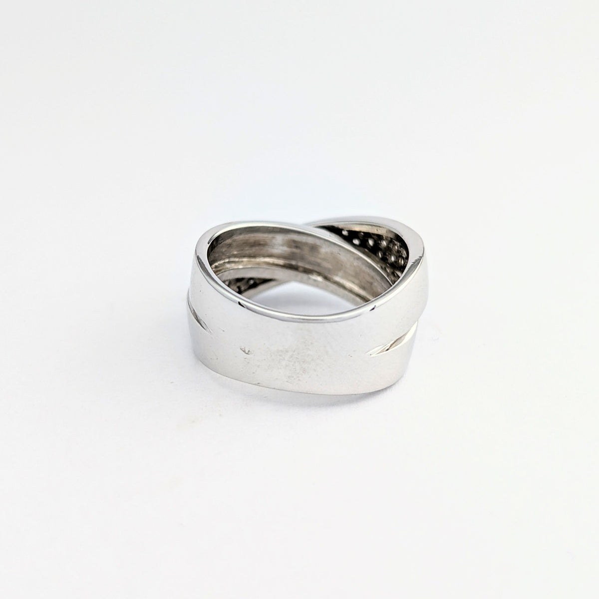 Bague or blanc et diamants