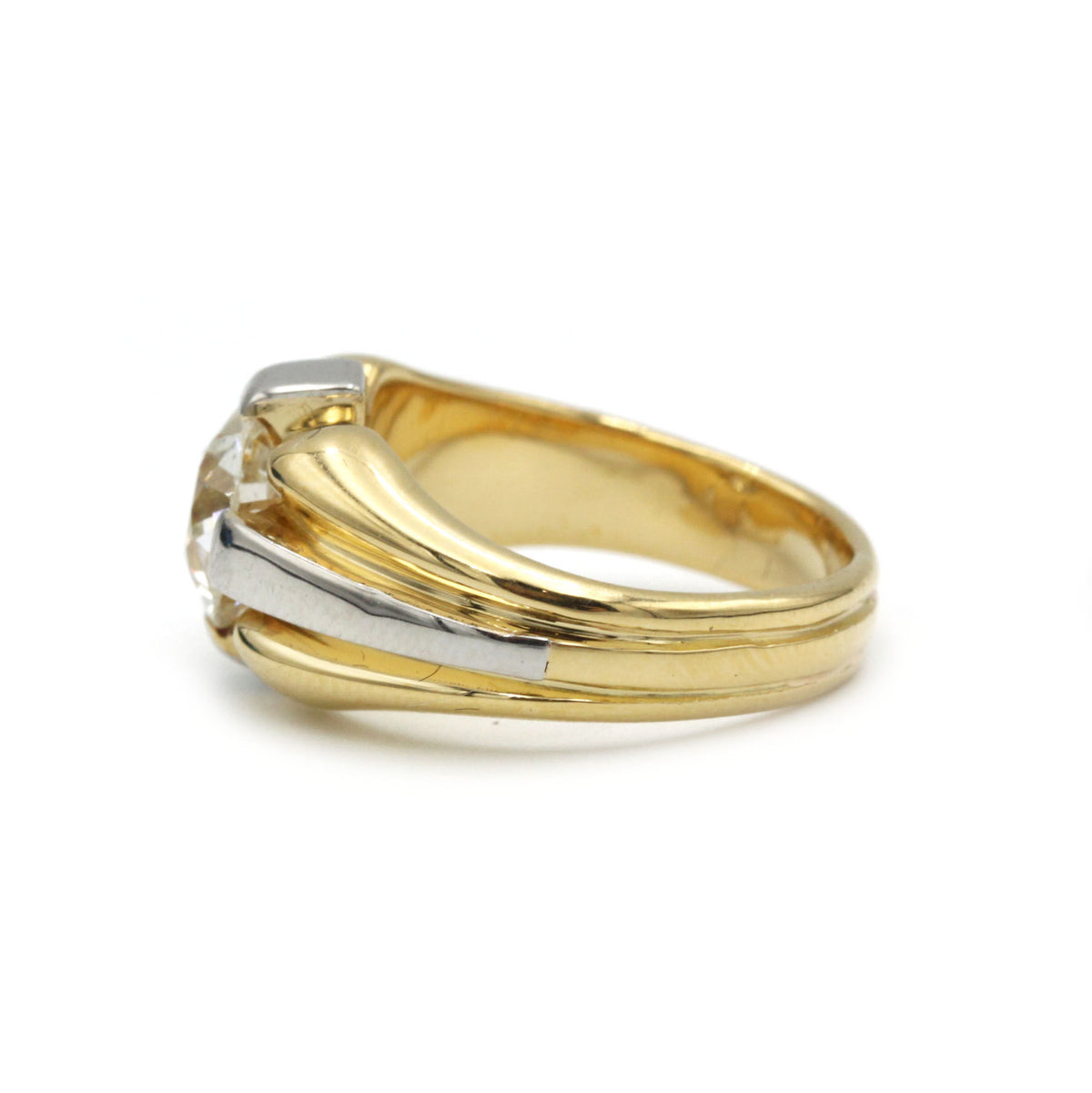 Chevalière - Or et diamant
