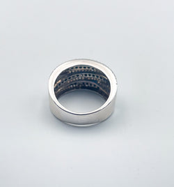 Bague bandeau diamants blancs et noirs