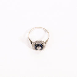 Bague en or blanc, saphir et diamants