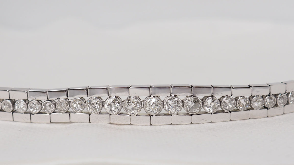Bracelet rivière ancien en or blanc et diamants