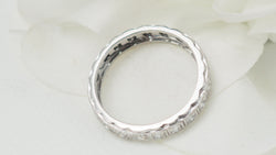 Alliance tour complet en or blanc et diamants