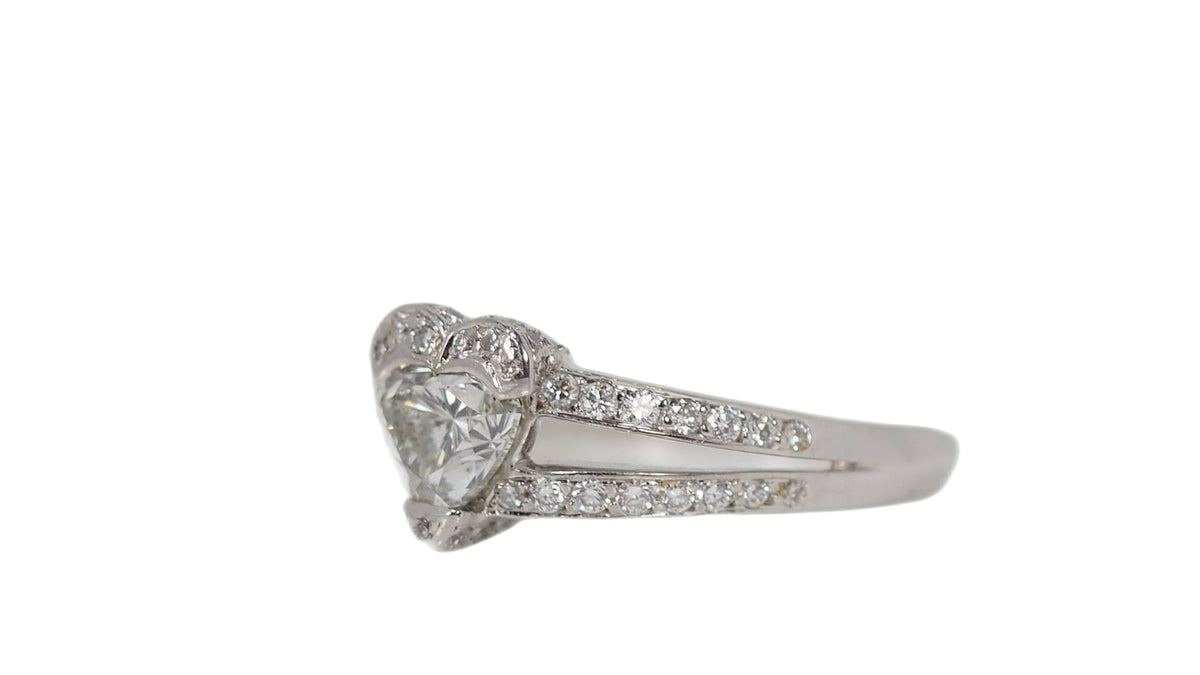Bague en or blanc et diamants