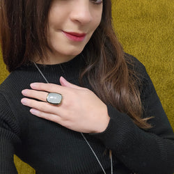 Bague Pomellato en or blanc 18 carats et aigue-marine EU50