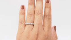 Bague Alliance tour complet en or blanc et diamants 1,20ct