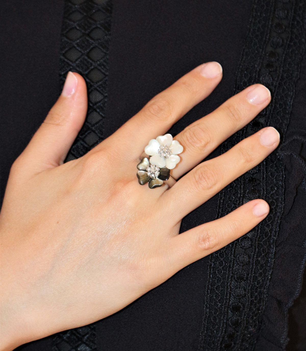 Bague Double Fleur nacre et diamants