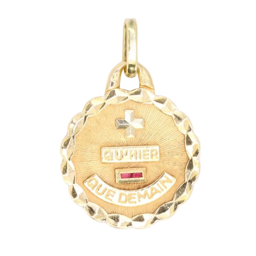 Médaille amour Augis ronde Plus hier Moins que demain or jaune rubis - Castafiore