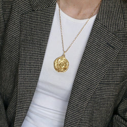 Médaille Astrologique Cancer en or jaune - Castafiore