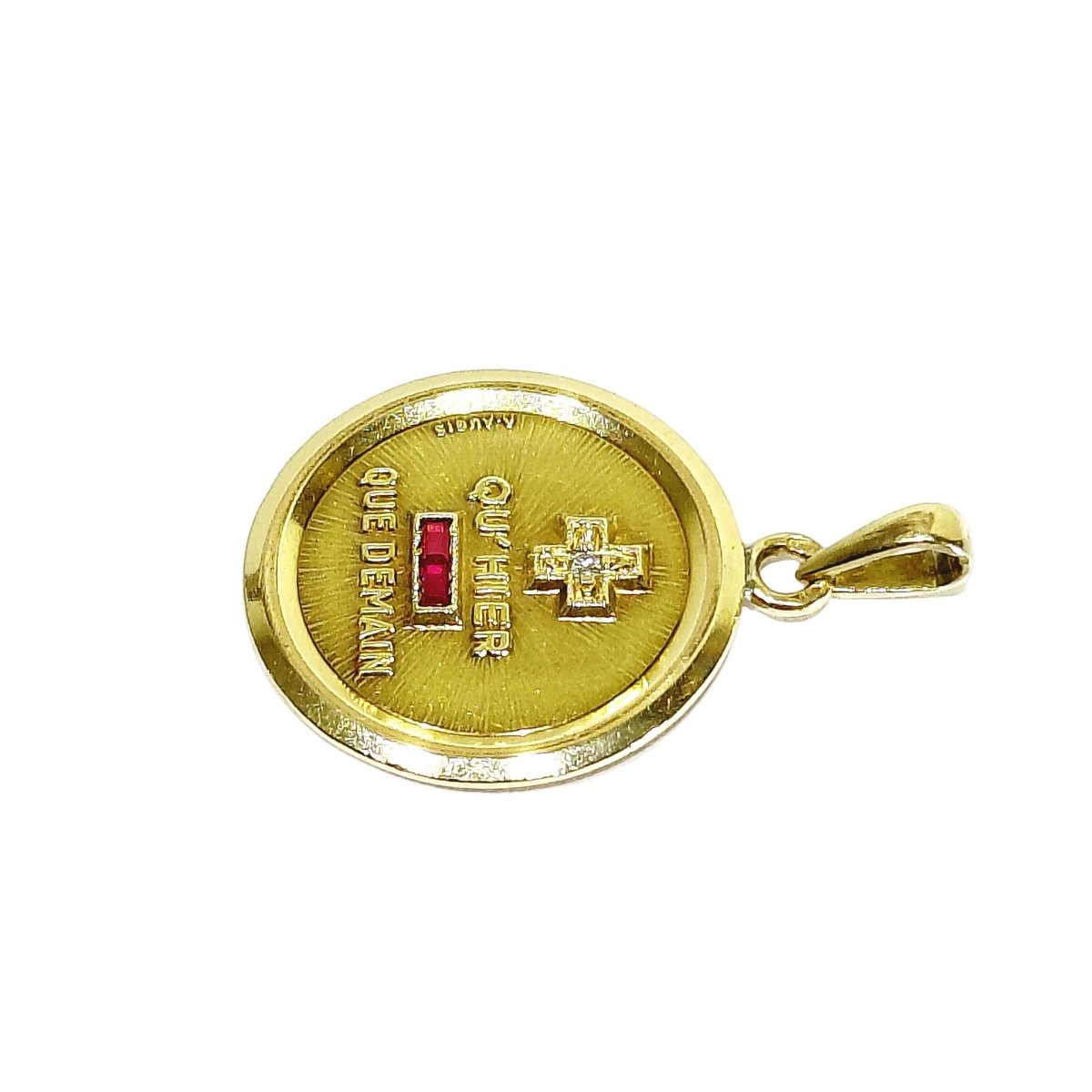 Médaille AUGIS en or jaune, rubis et diamant - Castafiore