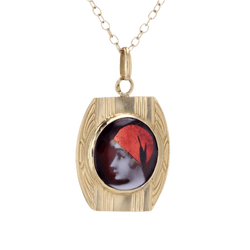 Médaille en or jaune et émail - Castafiore