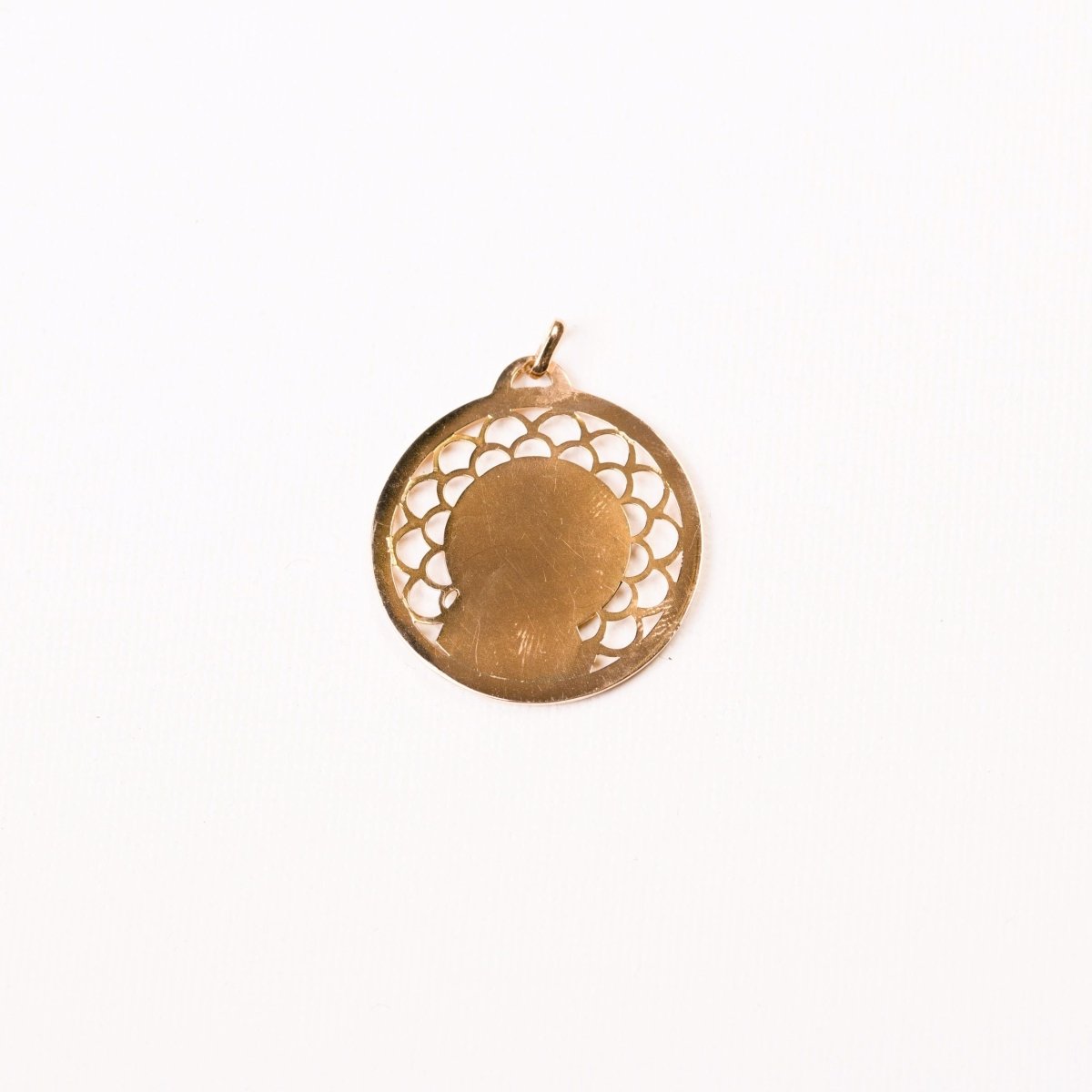 Médaille Vierge en or jaune et rose signée E.Dropsy - Castafiore