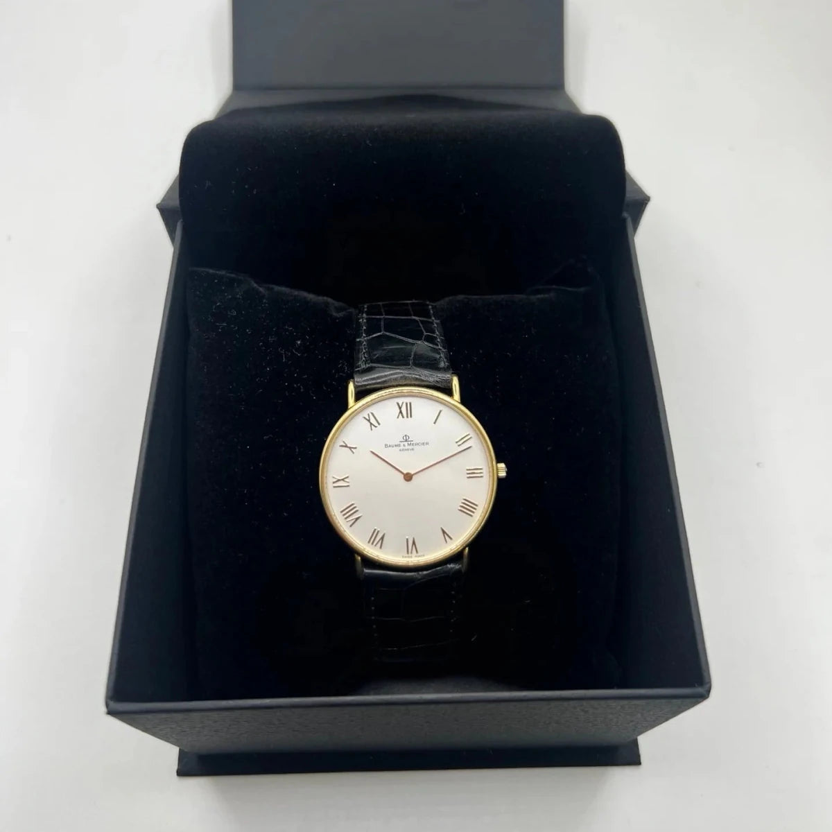 Montre BAUME & MERCIER "Classima" en or jaune, acier et cuir - Castafiore