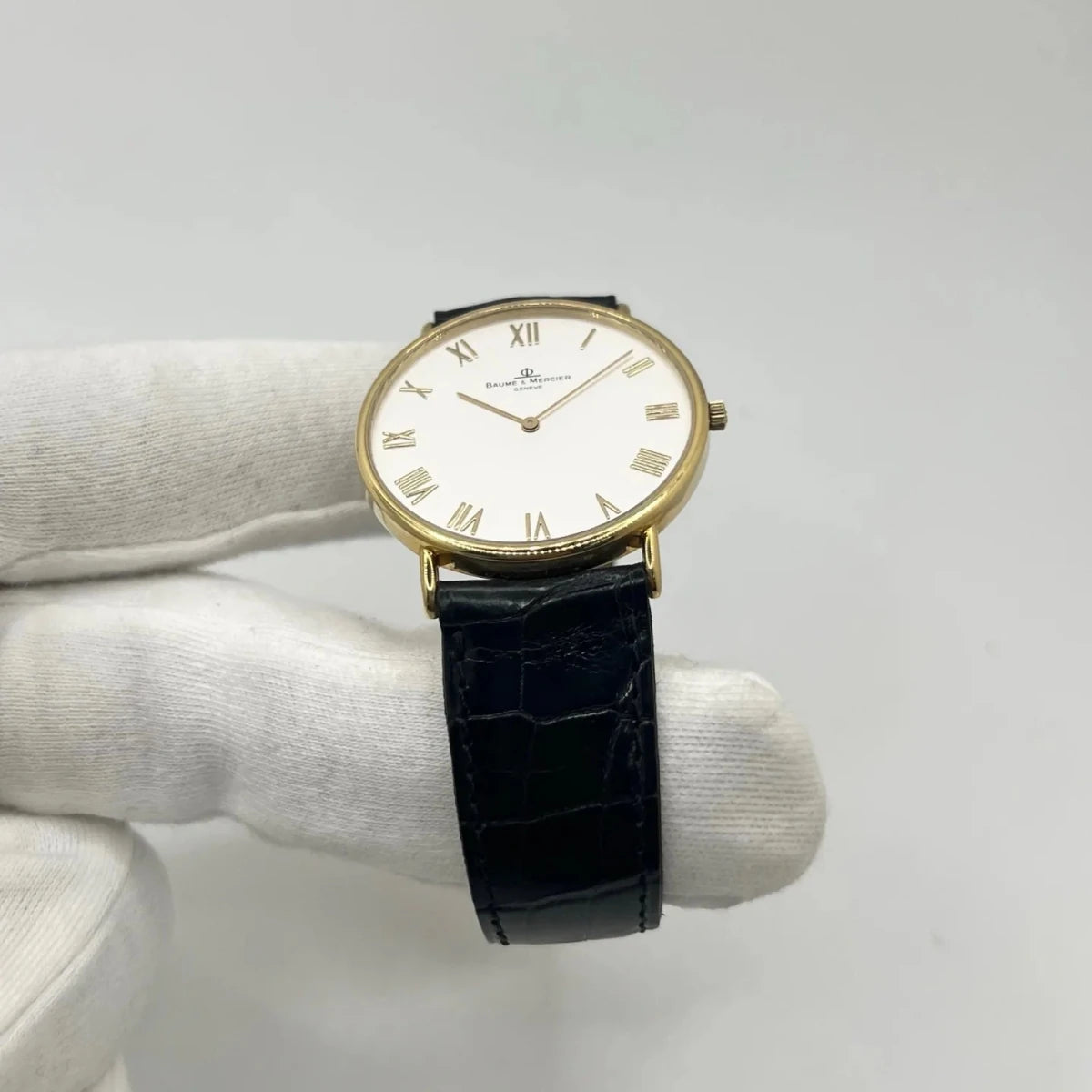 Montre BAUME & MERCIER "Classima" en or jaune, acier et cuir - Castafiore