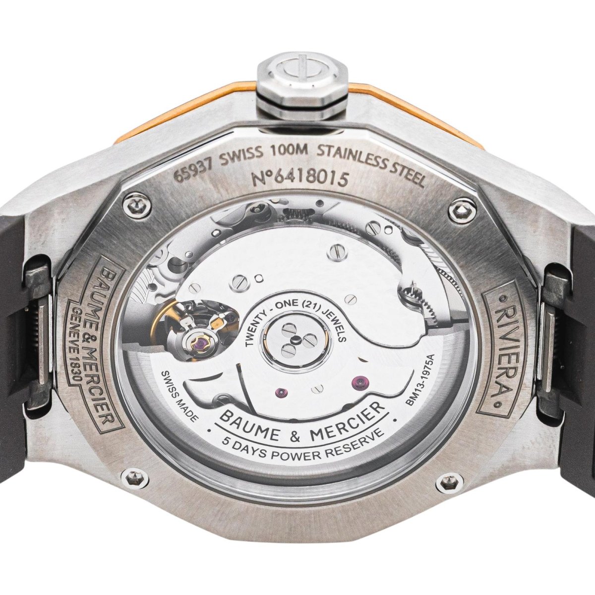 Montre BAUME & MERCIER "Riviera" en acier, titane et caoutchouc - Castafiore