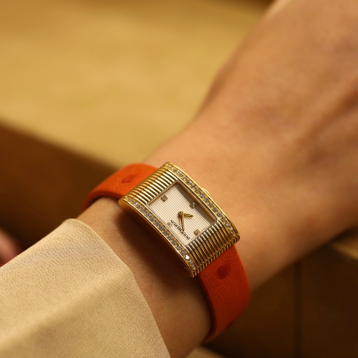 Montre BOUCHERON "Reflet Dame" en or jaune et diamants - Castafiore