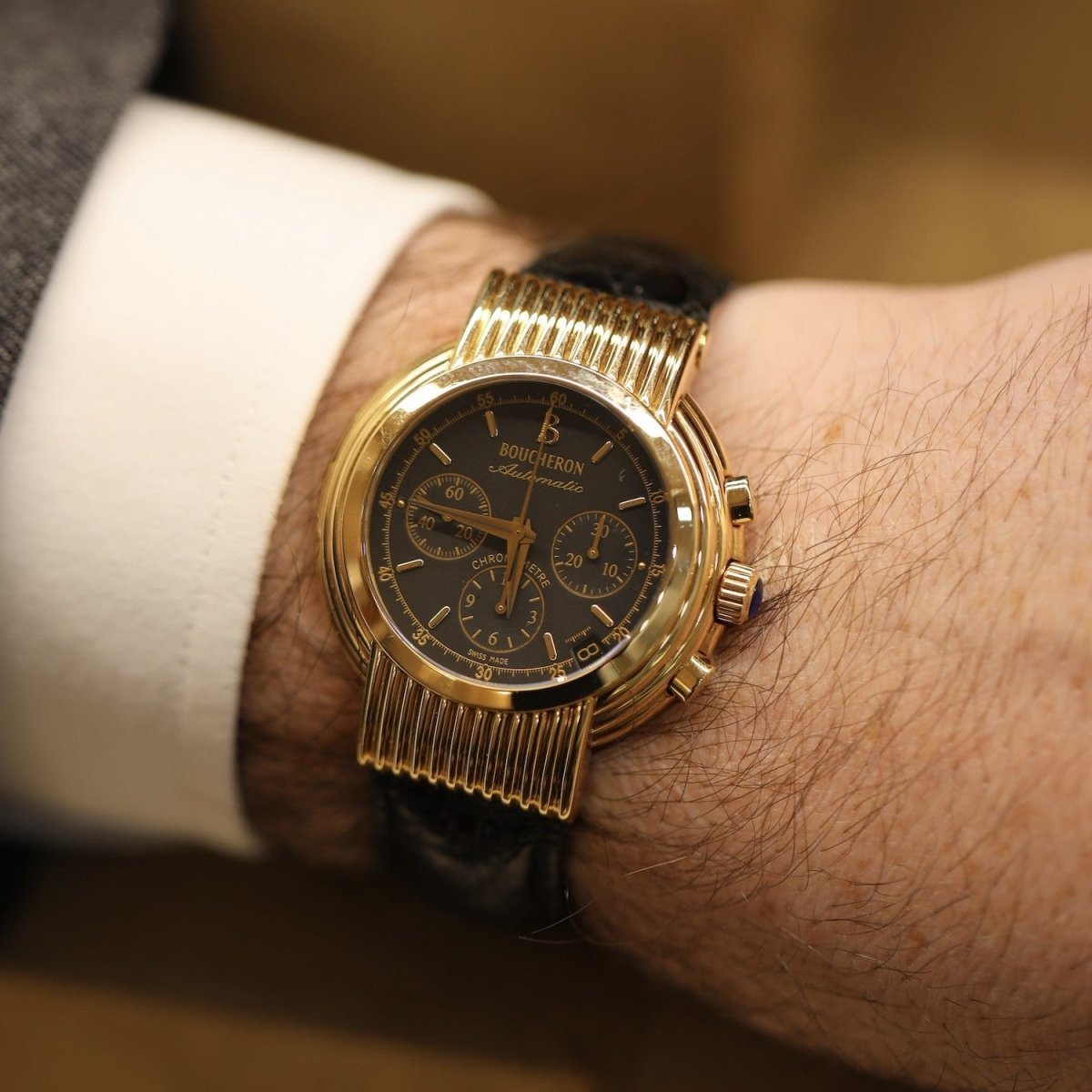 Montre BOUCHERON "Solis" en or jaune et cuir - Castafiore