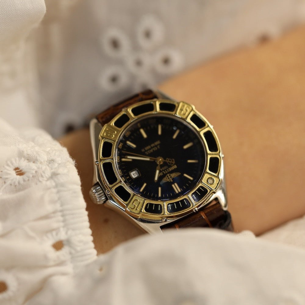 Montre Breitling J class Lady Or et Acier Quartz. 30 mm vers 1995. Ref : D52065. Etanche 200m. - Castafiore