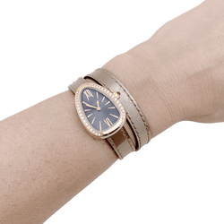 Montre BULGARI "Serpenti" en or rose, acier, cuir et diamants - Castafiore