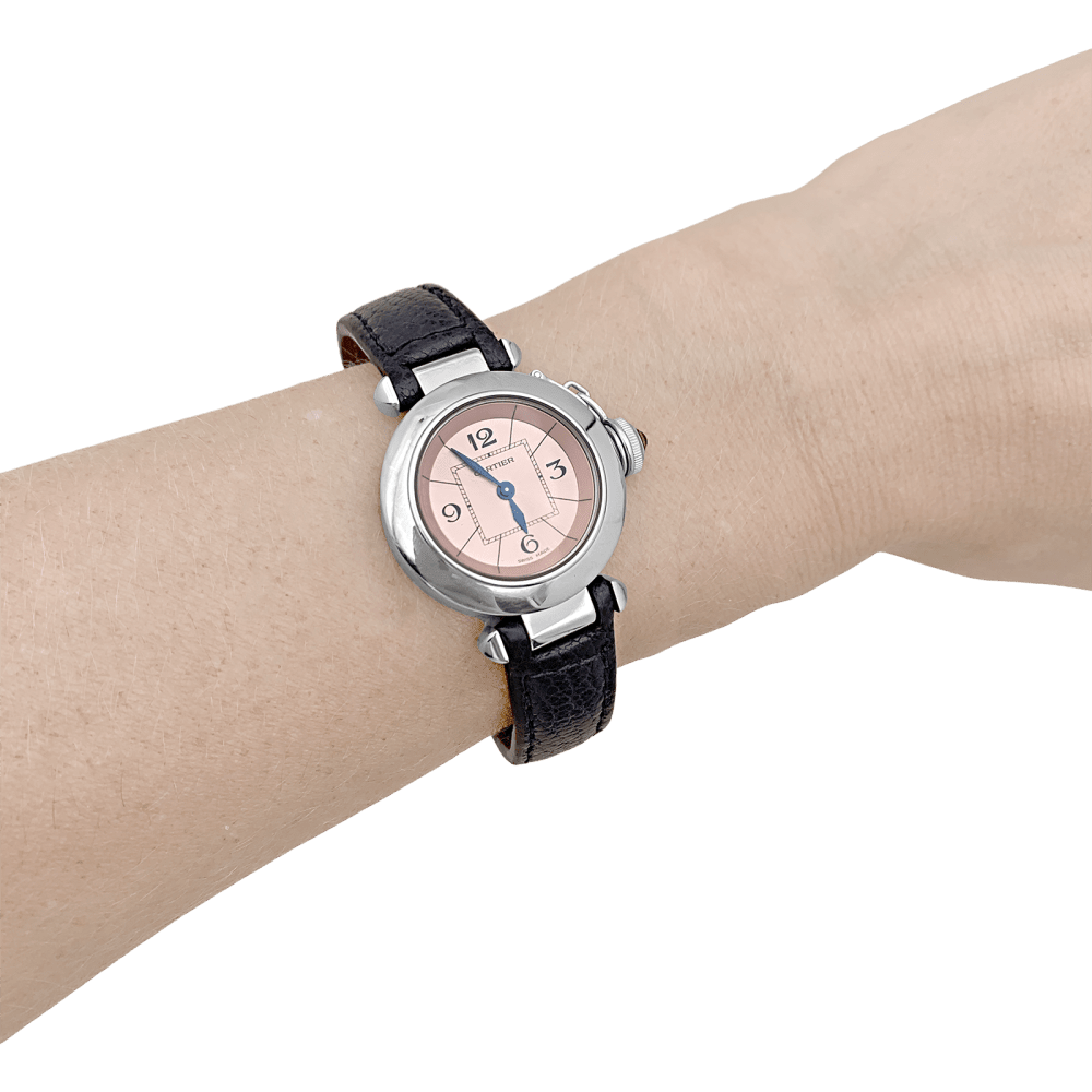 Montre CARTIER "Miss Pasha" en acier et cuir - Castafiore
