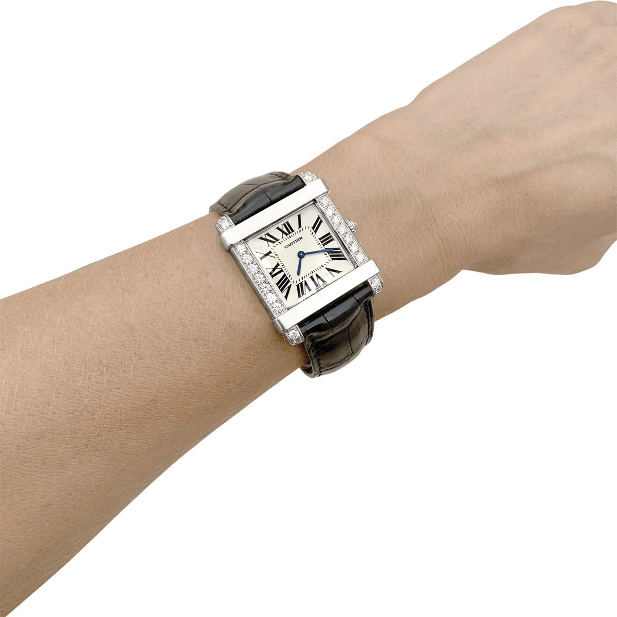 Montre CARTIER "Tank Chinoise" en or blanc, platine, cuir, acier et diamants - Castafiore