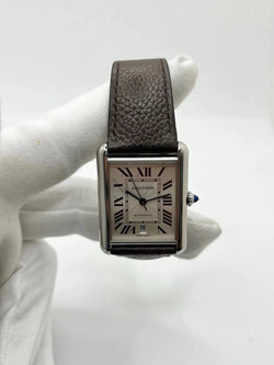 Montre CARTIER "Tank Solo XL" en acier inoxydable et cuir - Castafiore