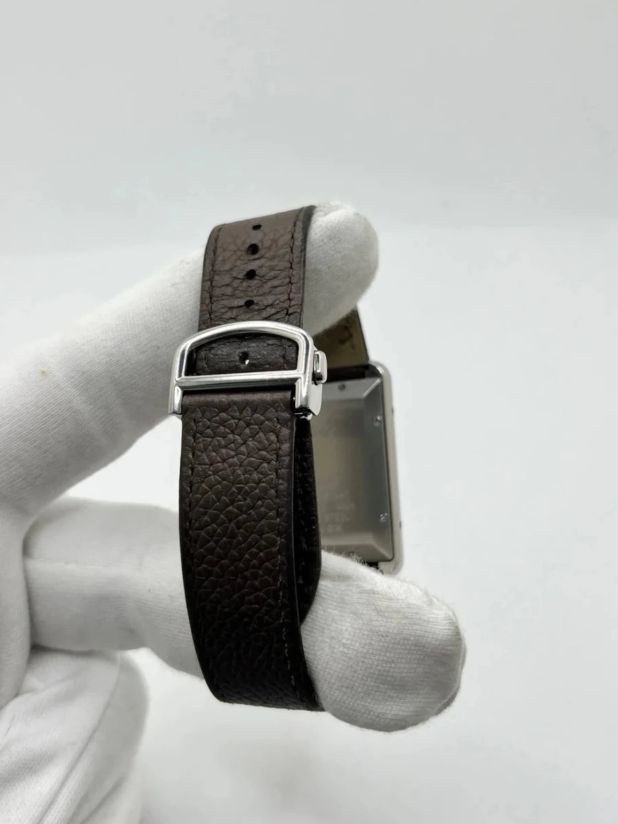 Montre CARTIER "Tank Solo XL" en acier inoxydable et cuir - Castafiore