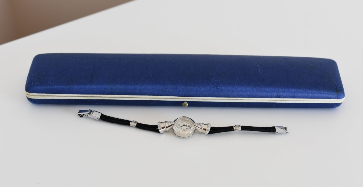 Montre en platine et diamants - Castafiore