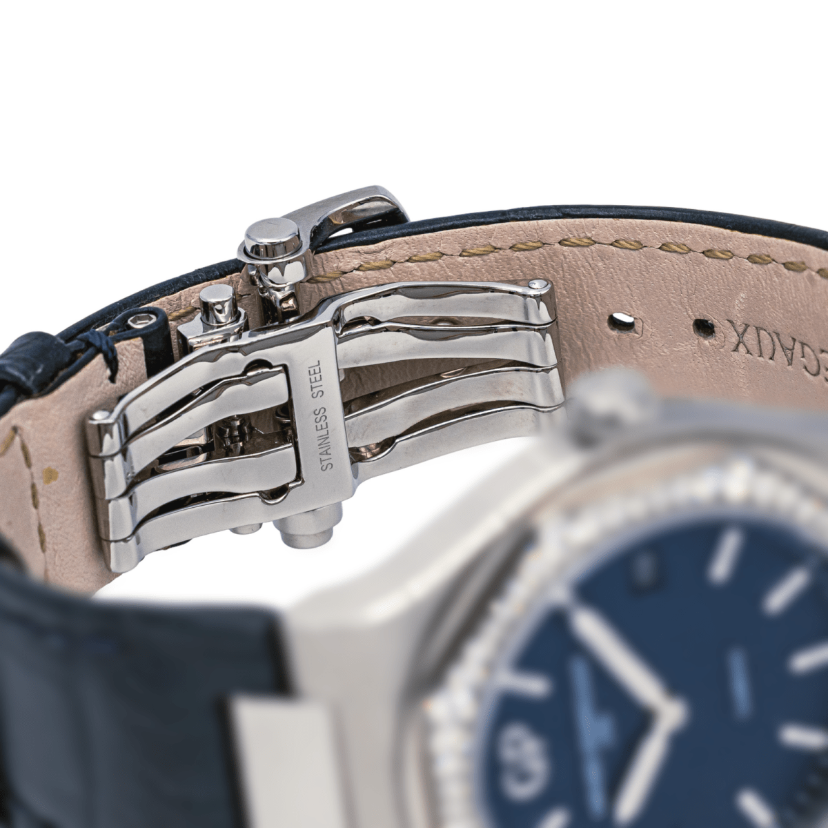 Montre GIRARD - PERREGAUX "Laureato" en acier, quartz, saphir, cuir et diamants - Castafiore