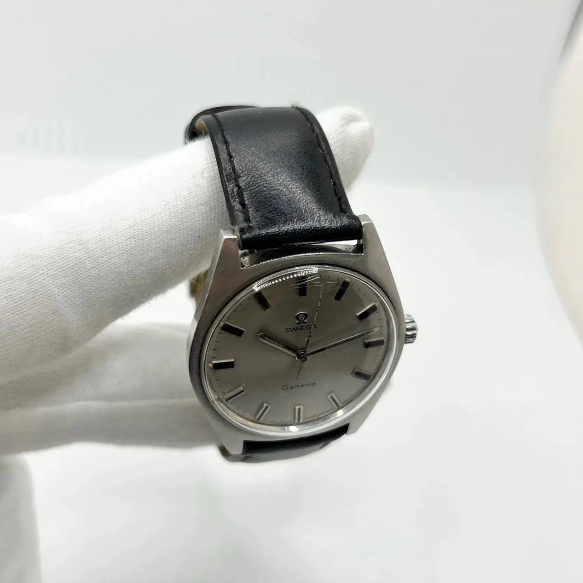 Montre OMÉGA en acier inoxydable et cuir - Castafiore
