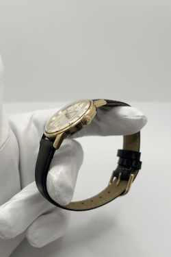 Montre OMEGA "Seamaster 300" en acier et cuir - Castafiore