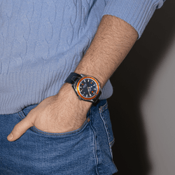 Montre OMEGA "Seamaster Planet Ocean" en acier - Castafiore