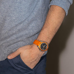 Montre OMÉGA "Seamaster Planet Ocean" en acier, caoutchouc et saphir - Castafiore