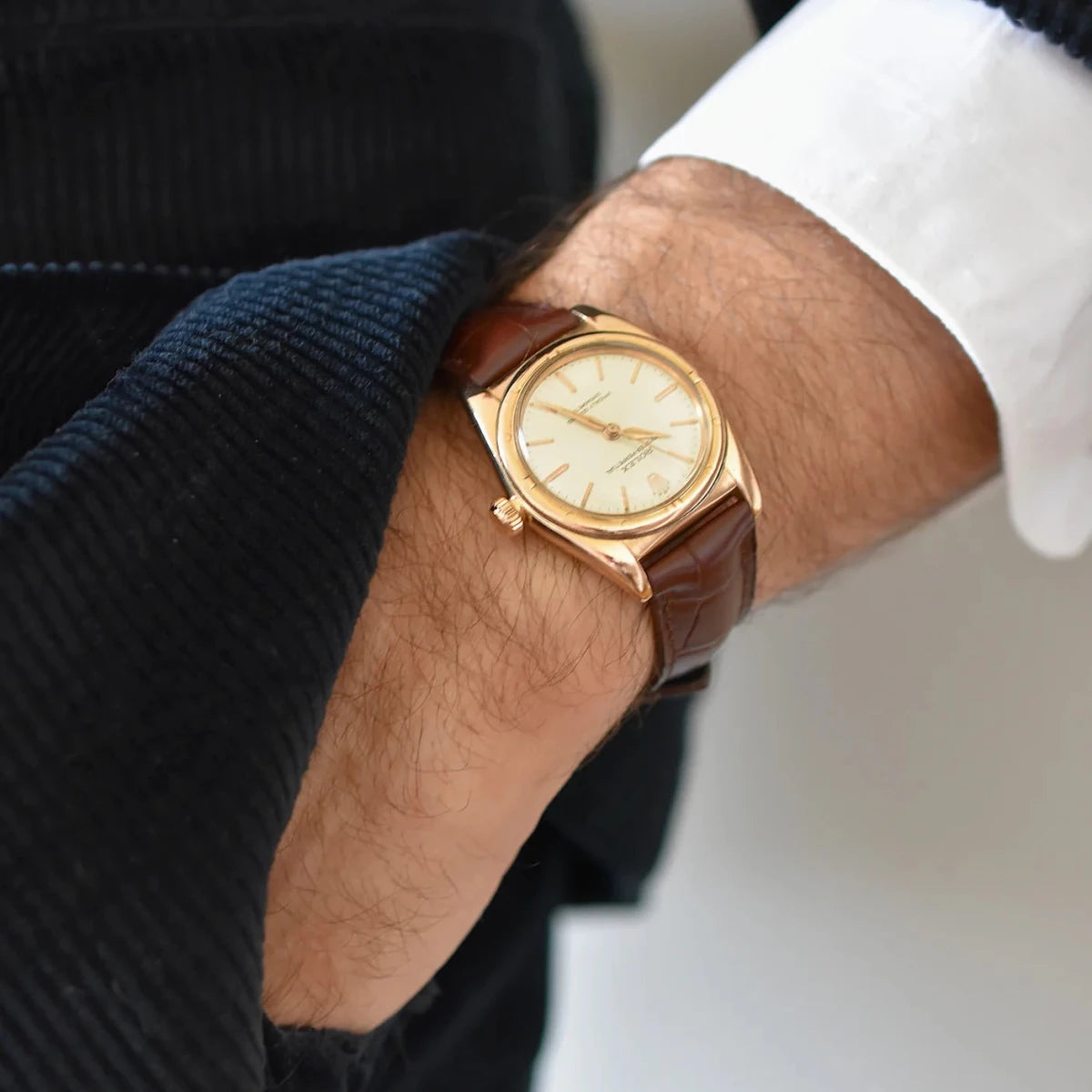 Montre ROLEX "Perpetual Ovetto Bubbleback" en or rose et cuir - Castafiore