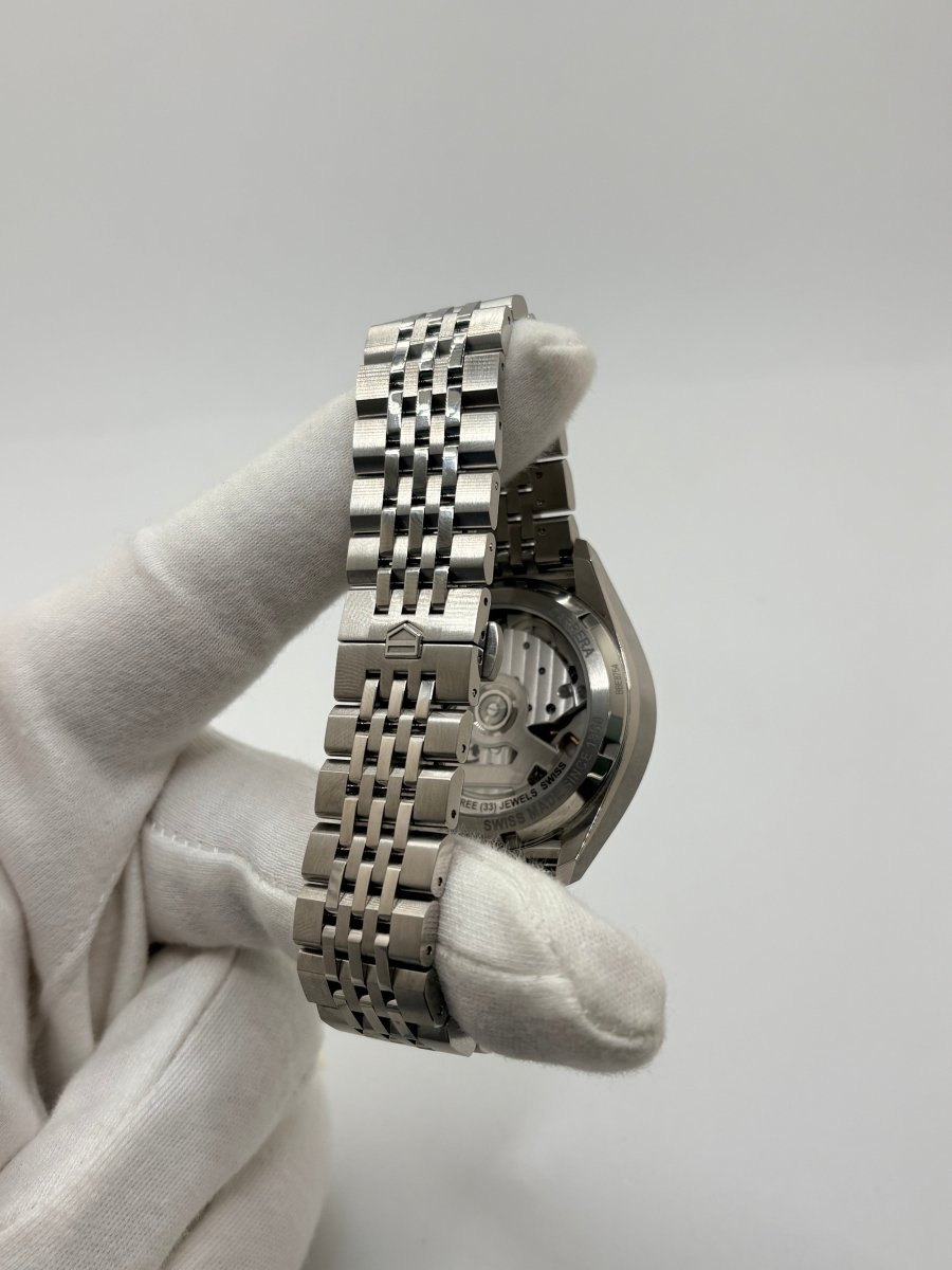 Montre TAG HEUER "Carrera Chronograph" en acier inoxydable - Castafiore