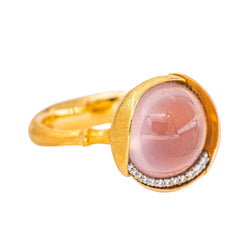 Ole Lynggaard Bague Lotus Or jaune Quartz rose - Castafiore