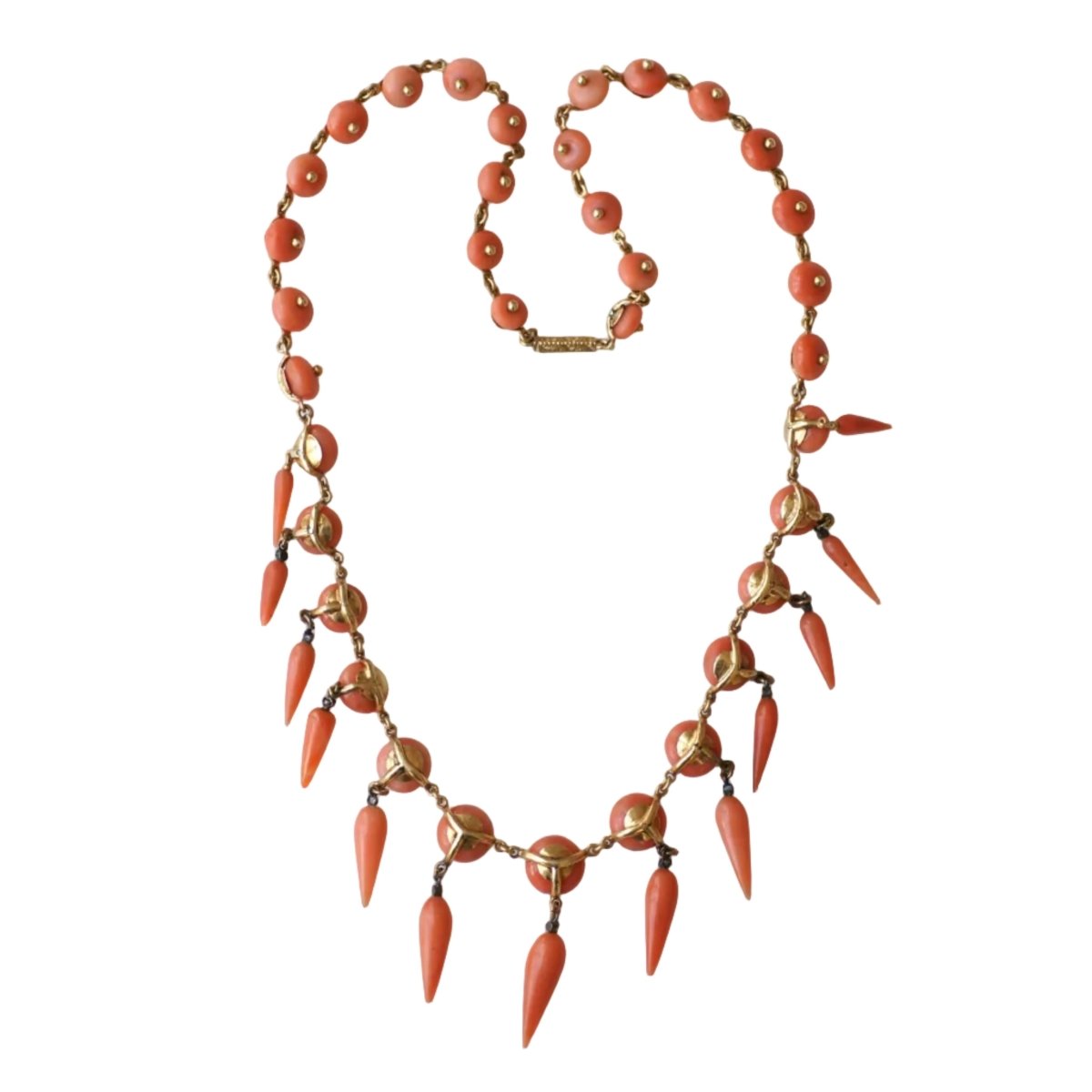 Parure Collier, boucles d'oreilles et bague en or jaune, argent, corail et diamants - Castafiore
