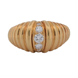 Parure en or jaune et diamants - Castafiore