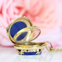 Pendentif ancien en or jaune et lapis lazuli - Castafiore