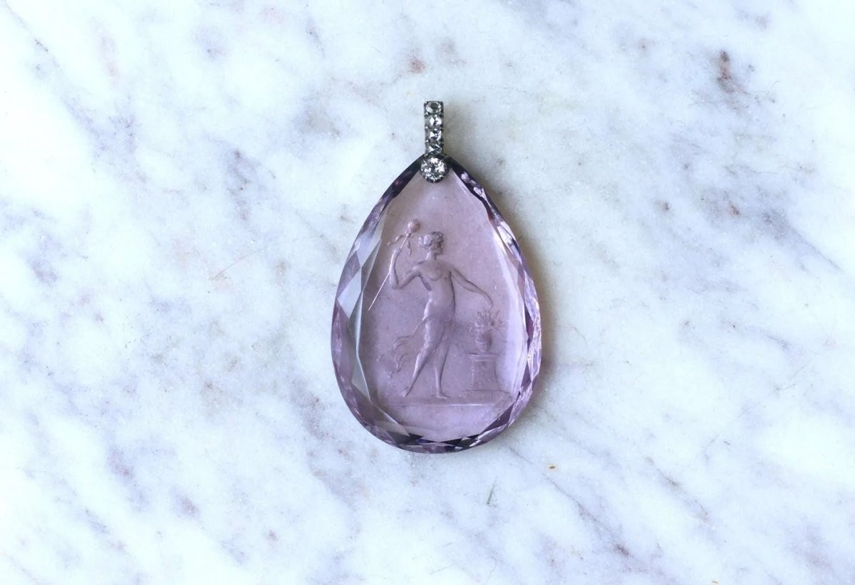 Pendentif Ancien Goutte Intaille Améthyste et Diamants - Castafiore