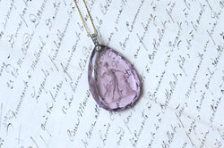 Pendentif Ancien Goutte Intaille Améthyste et Diamants - Castafiore