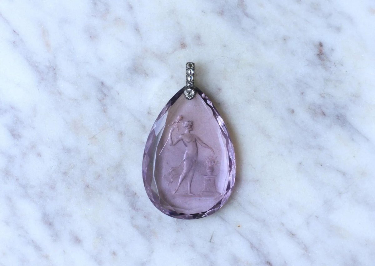 Pendentif Ancien Goutte Intaille Améthyste et Diamants - Castafiore