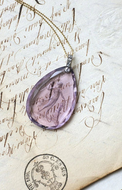 Pendentif Ancien Goutte Intaille Améthyste et Diamants - Castafiore