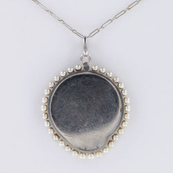 Pendentif ANONYME Médaille maille figaro en platine nacre et perles fines - Castafiore