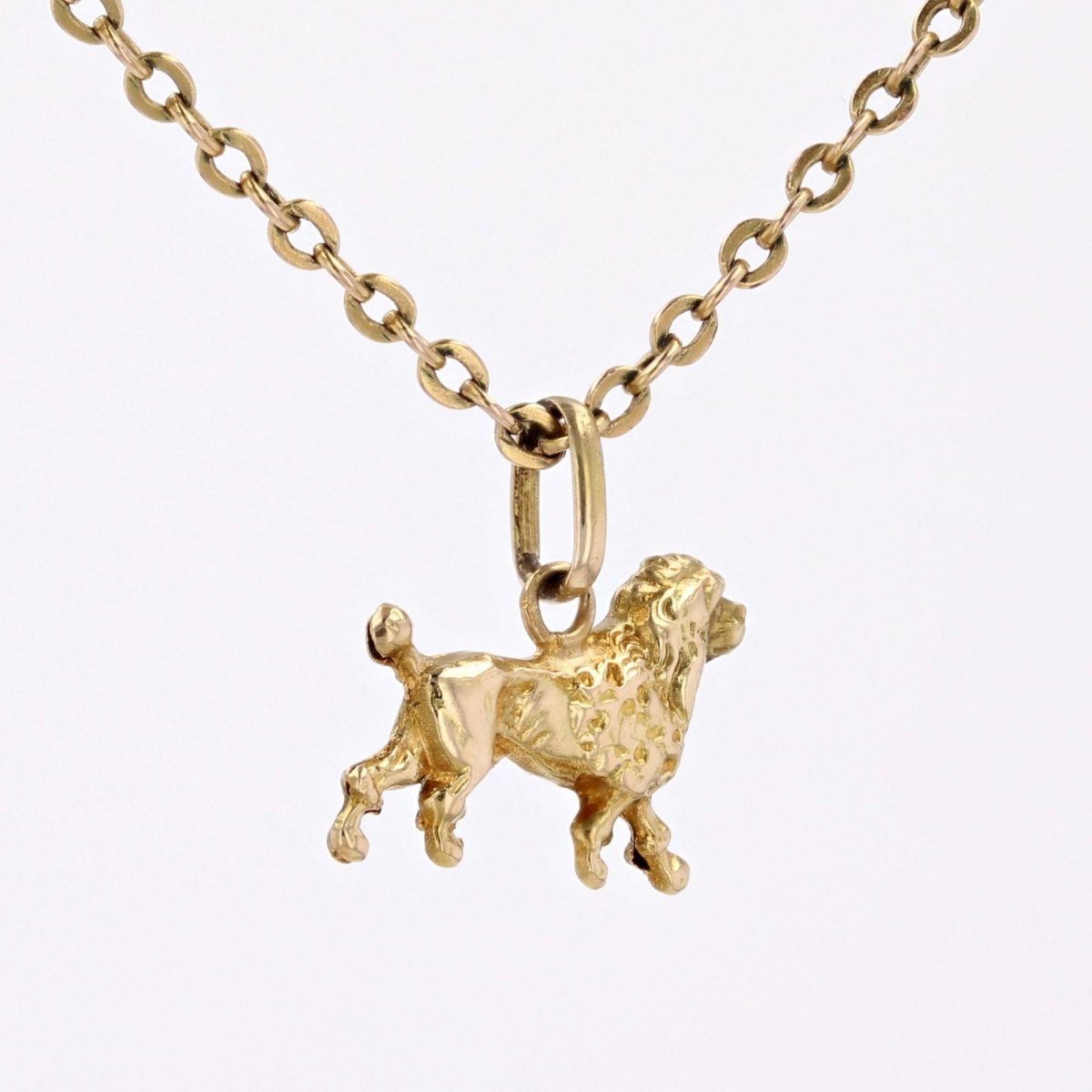 Pendentif caniche or - Castafiore