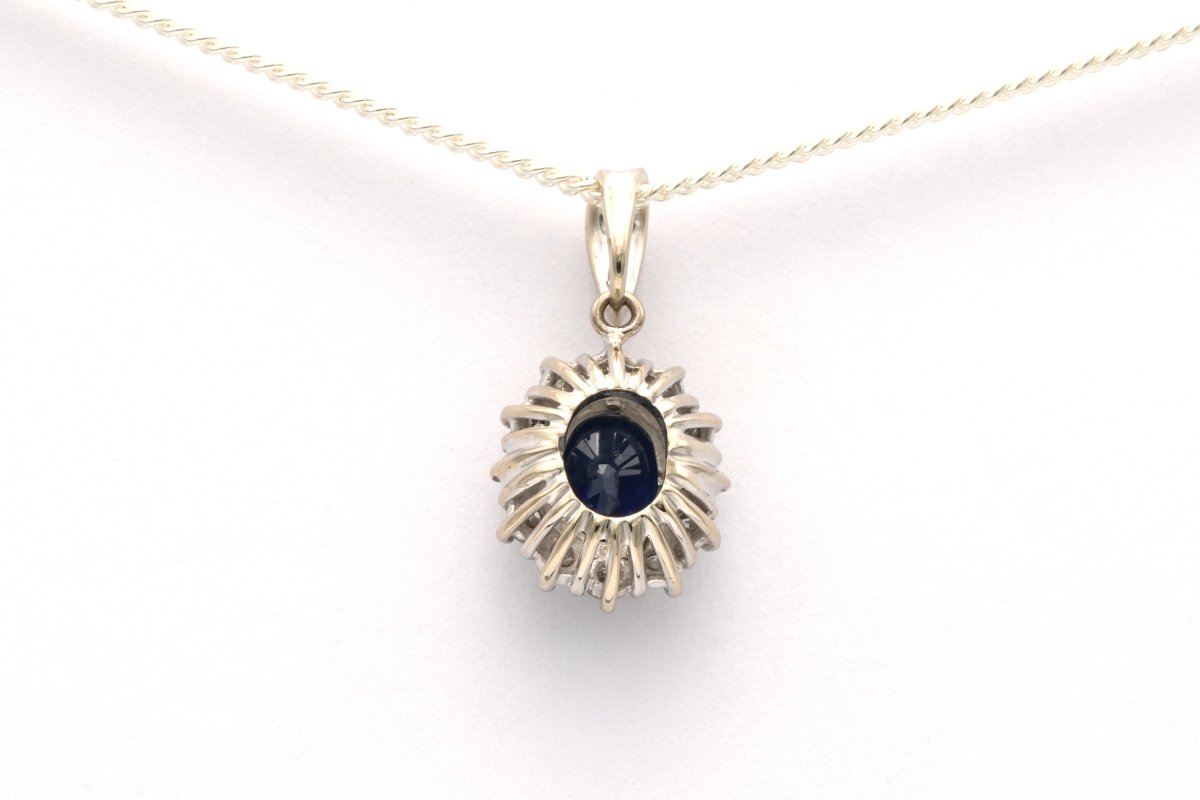 Pendentif en or blanc, saphir et diamants - Castafiore