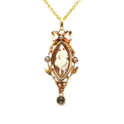Pendentif en or jaune, camée perles et strass - Castafiore