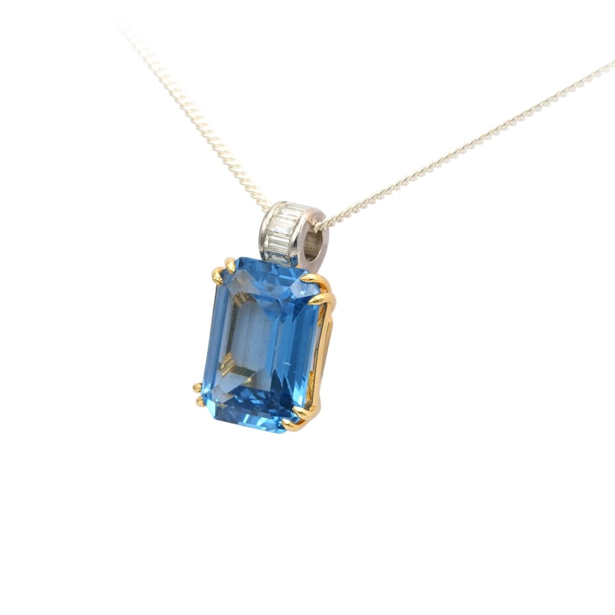 Pendentif en or jaune, topaze et diamants - Castafiore